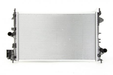Радиатор системы охлаждения NISSENS 63123 (фото 1)