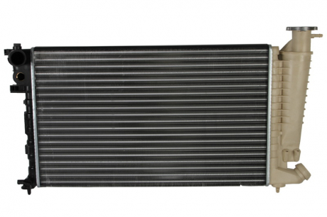 Радиатор охлаждения NISSENS 635181 (фото 1)