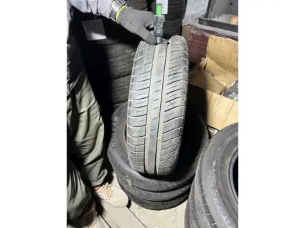 R15 Літо 175/65R15 84T Goodyear EfficientGrip Compact 2716 5,5мм Шини БУ 172346
