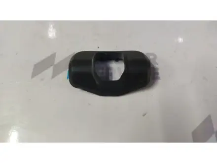 Накладка ограничителя передней двери Model 3 18-23 Б.У. TESLA 1101580-00-E