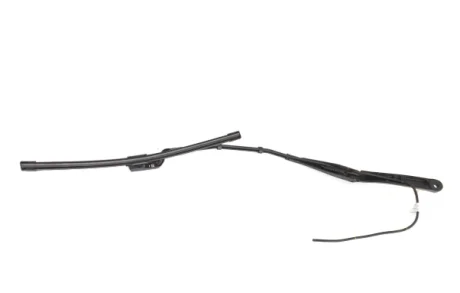 Дворник передний R в сборе Model 3 18-23 Б.У. TESLA 1621686-00-B