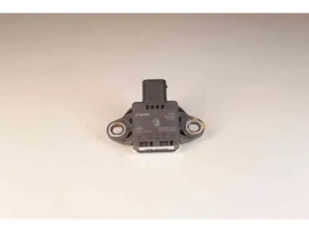 Фото 1 - датчик удара Model S 12-16 Б.У. TESLA 6006369-00-A Датчик удара Model S 12-16 Б.У. TESLA 6006369-00-A (фото 1)