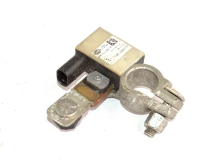 Клемма минусовая АКБ с датчиком Model S 16-21, Model S 12-16, Model X 15 БУ TESLA 6007953*