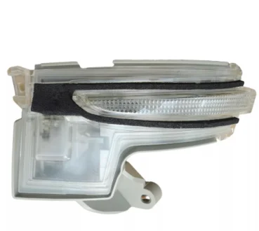 Повторитель поворота зеркала R BZ4X, Subaru Solterra TOYOTA 817300R030