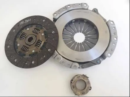 Комплект зчеплення (повний) Byd F3 Valeo 10237857-00/10237856-00